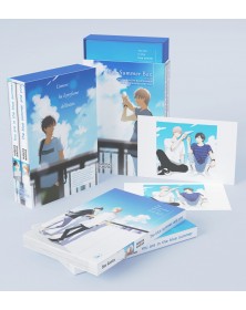 Blue summer box
